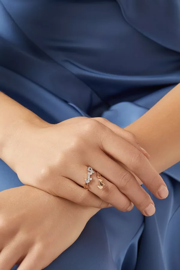 Hobb/Love" Diamond Ring in 18kt Rose Gold - Image 4